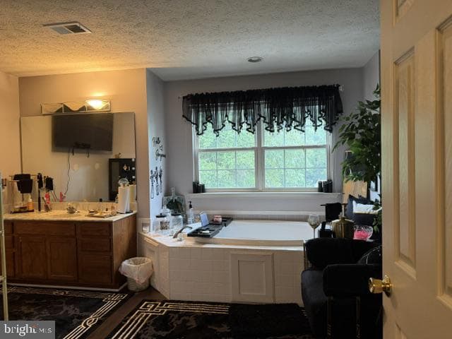 3355 Elsa Avenue photo 9