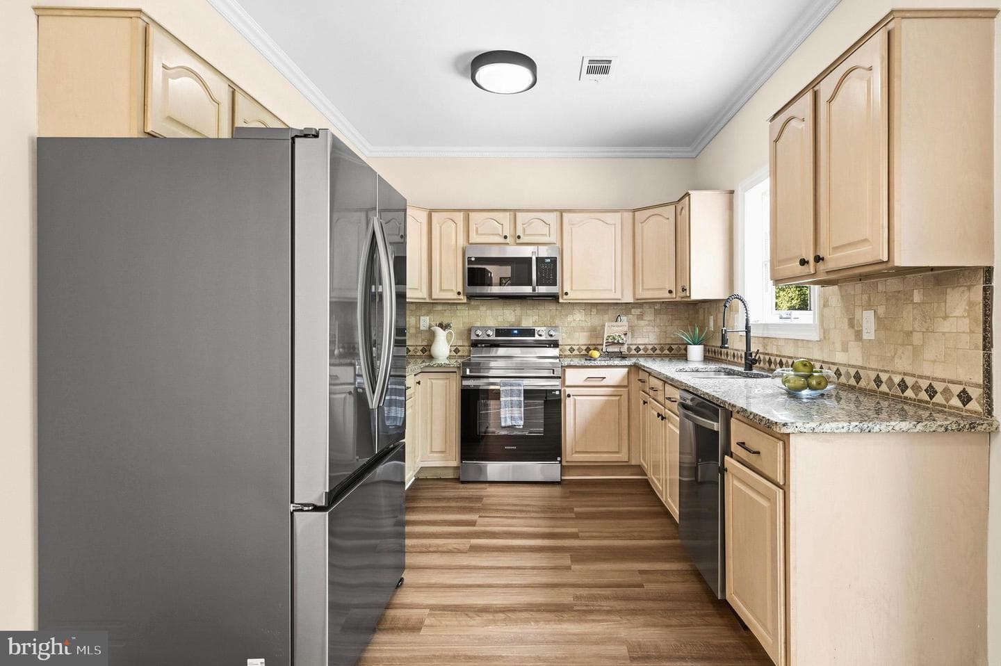 3180 Gainsborough Court photo 14