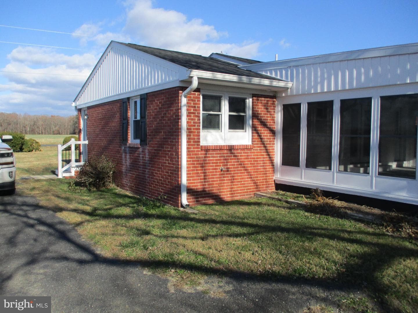 22403 Marsh Creek Road photo 3