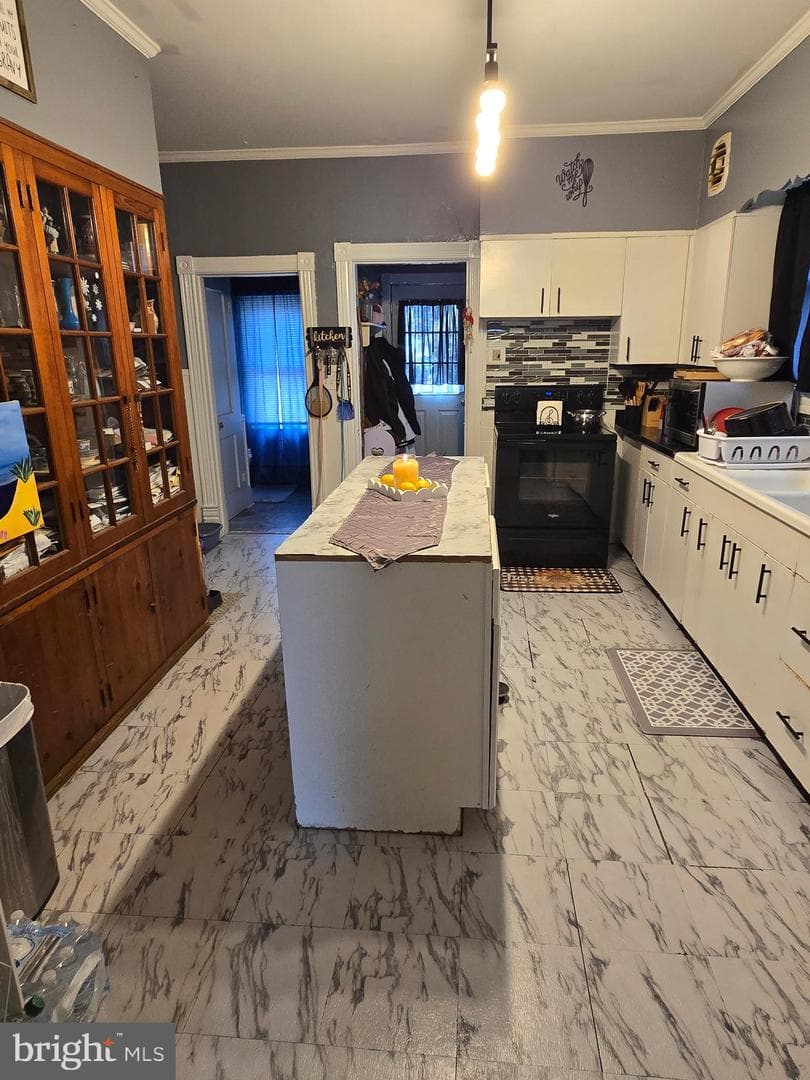 126 Maple Avenue photo 18