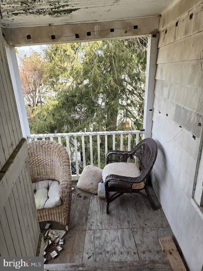 126 Maple Avenue photo 23