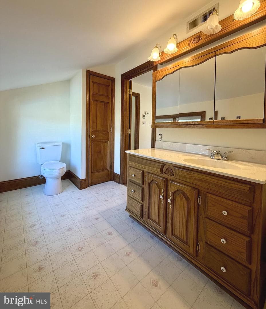 103 Williamson Street photo 37
