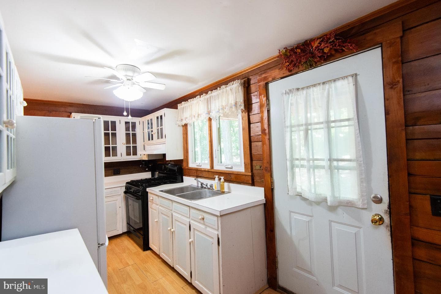 21370 Skeleton Creek Road photo 17