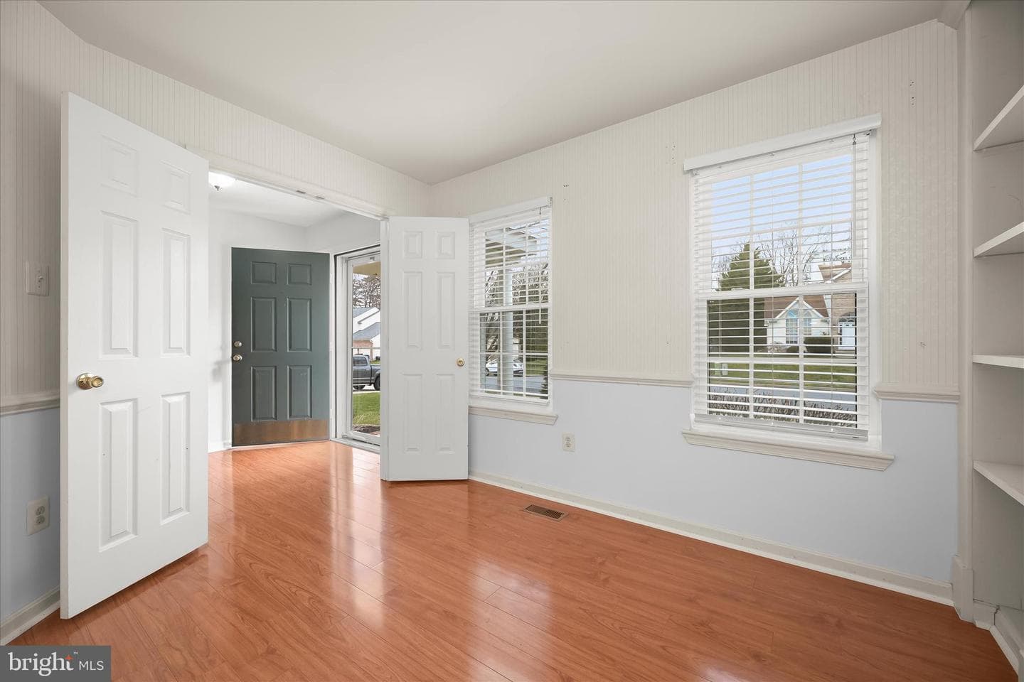7341 Norris Avenue photo 41
