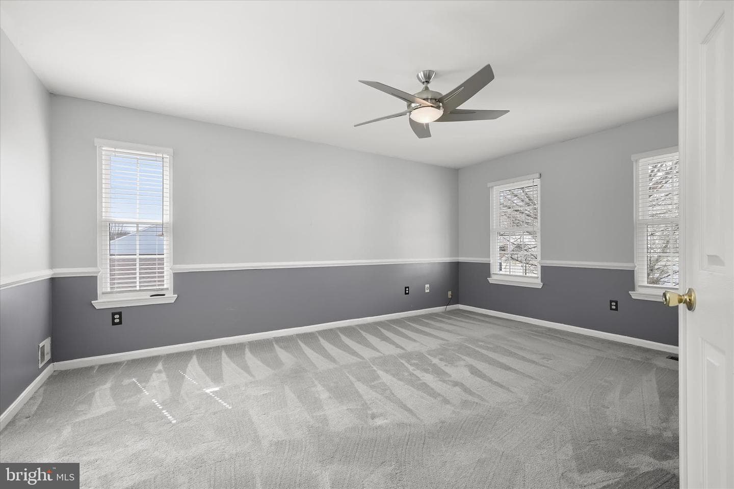7341 Norris Avenue photo 46