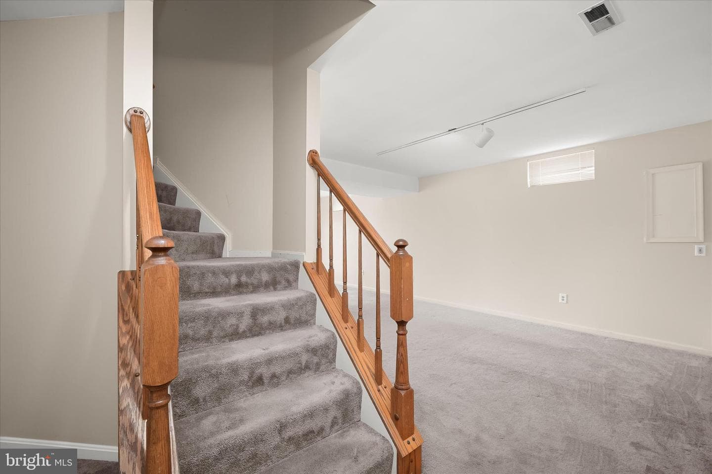 7341 Norris Avenue photo 60