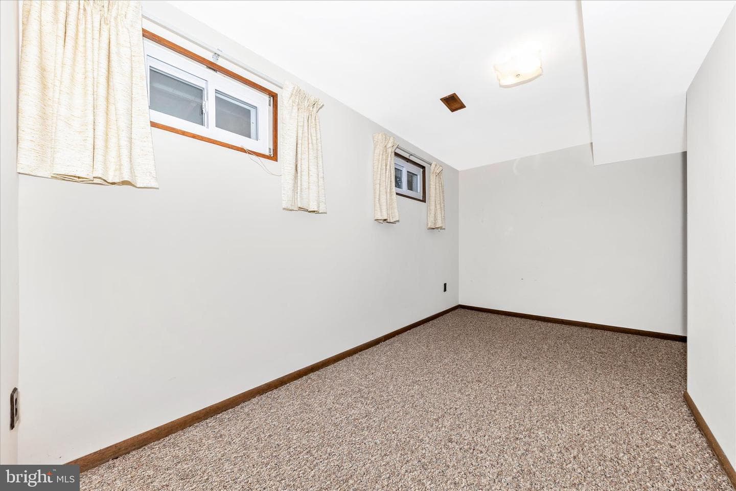 1504 Seminole Lane photo 35