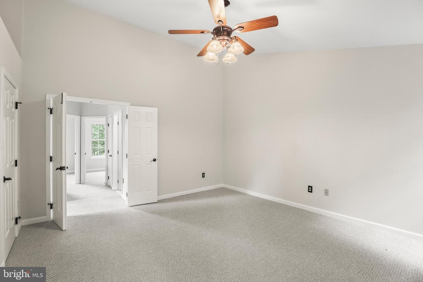 1159 Canon Way photo 16