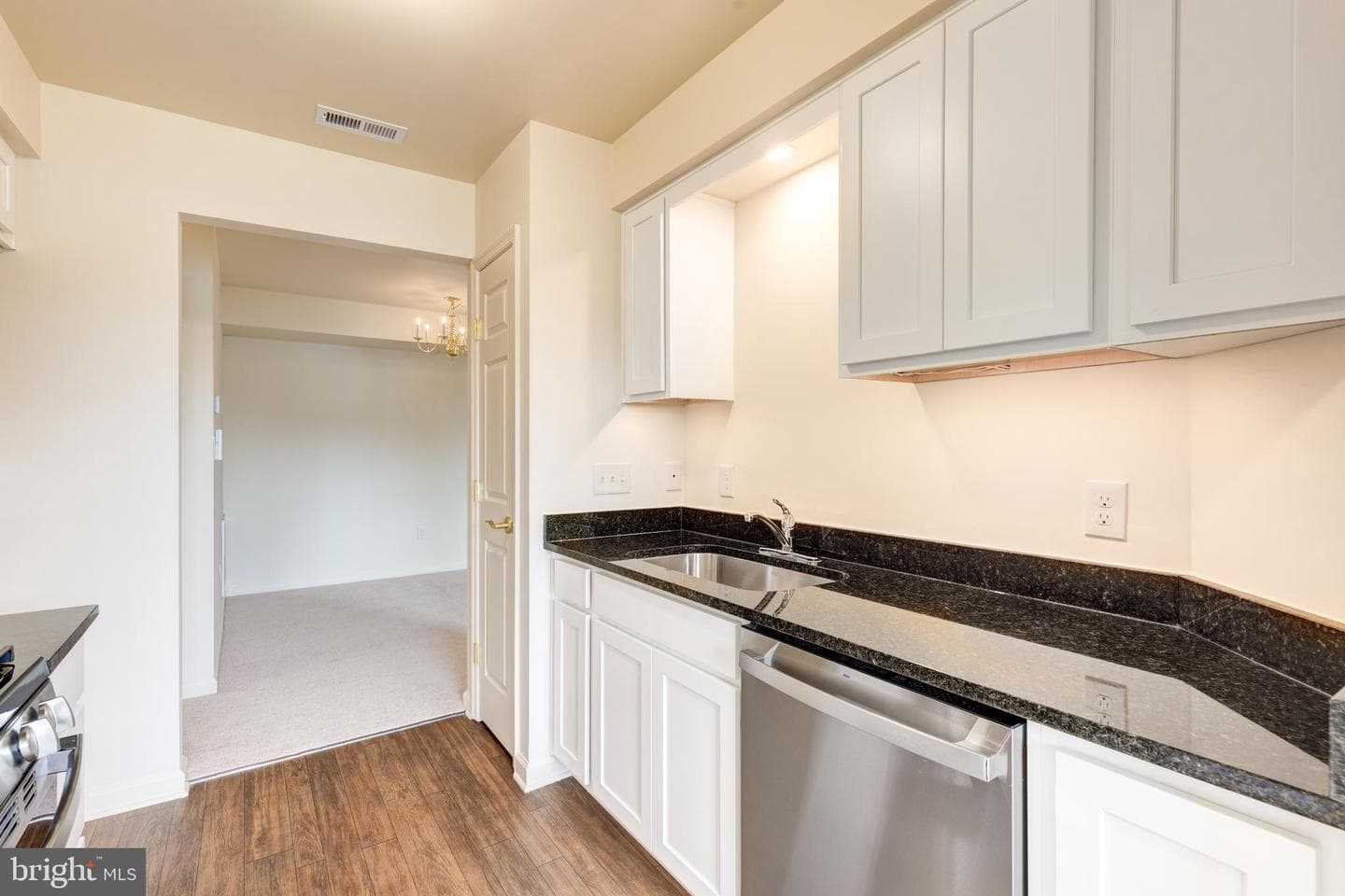 820 Wembley Drive #3a photo 11