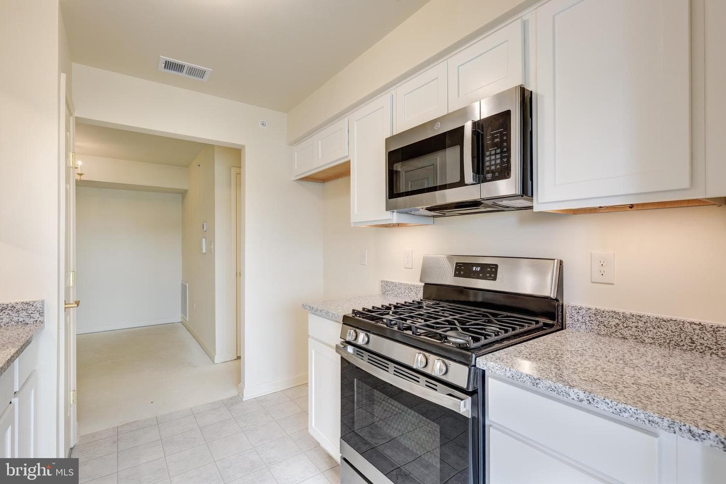 820 Wembley Drive #2d photo 13