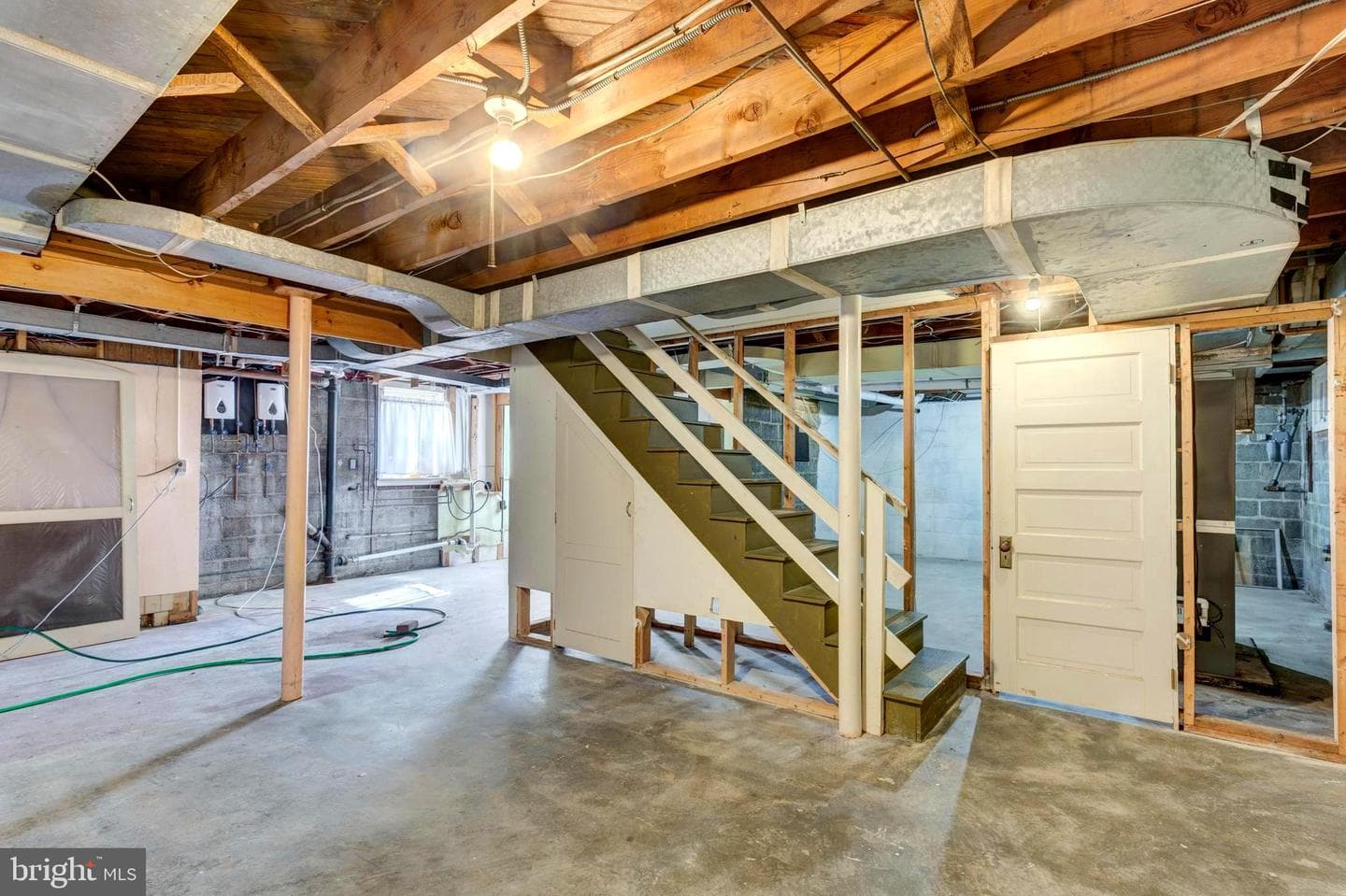 88 W Green Street photo 16