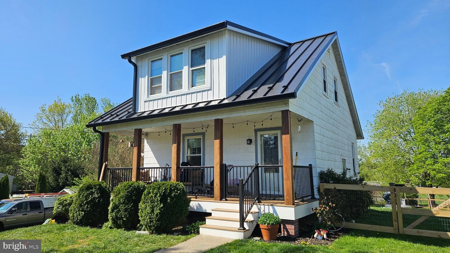 1038 Green Valley Road photo 2