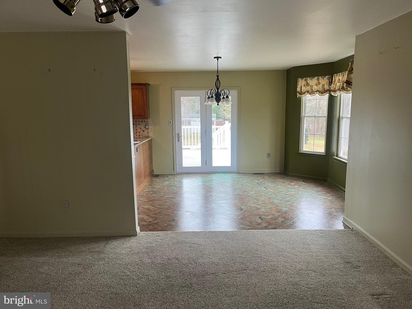 633 Canyon Court photo 23