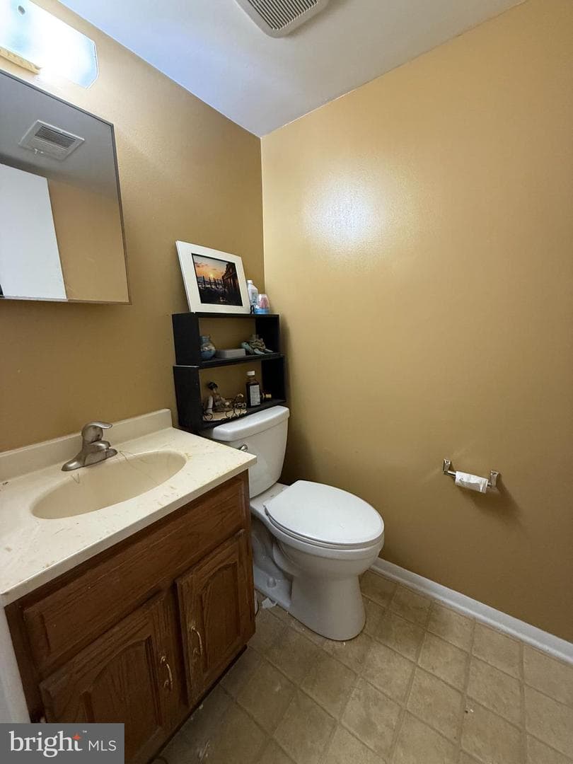 966 Glenbrook Court photo 25