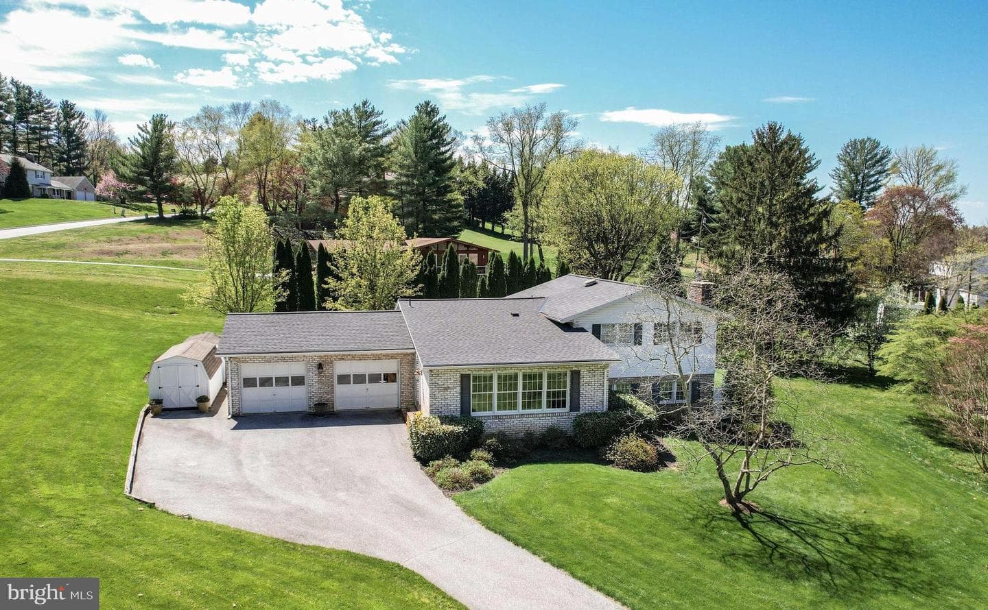 832 Winchester Drive photo 6