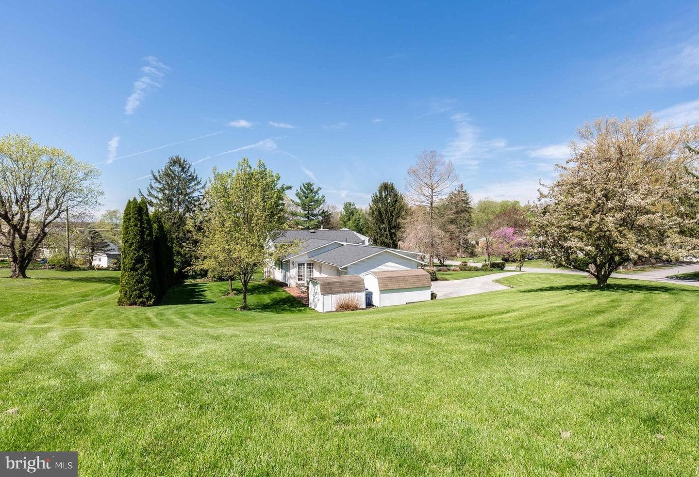 832 Winchester Drive photo 7