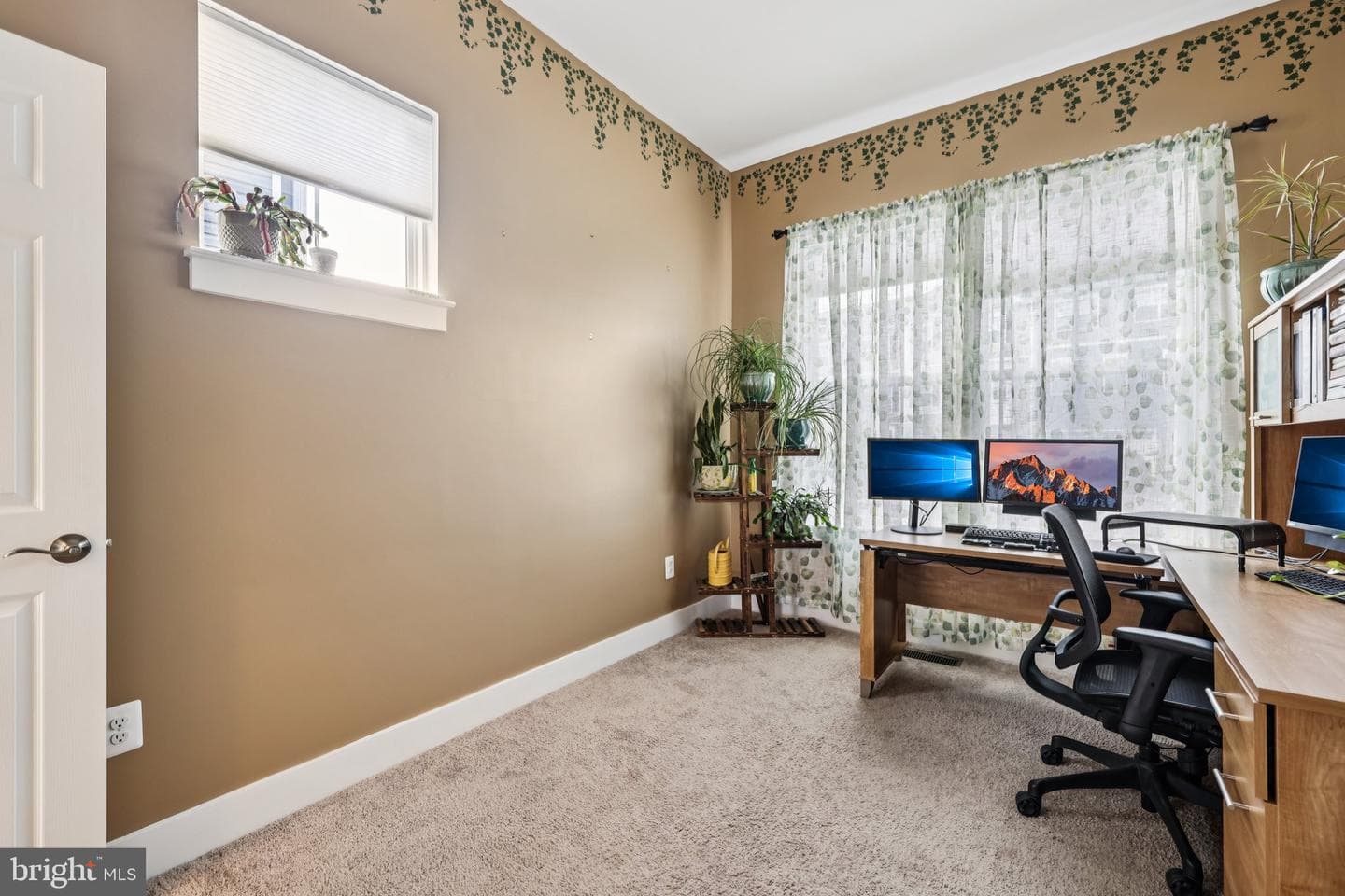 2810 Town View Circle photo 25