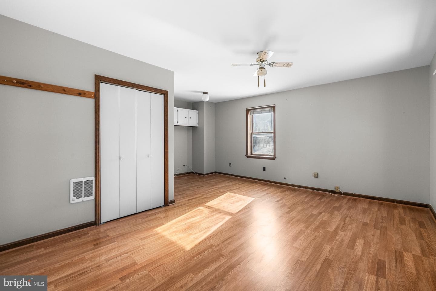 1421 N Main Street photo 32