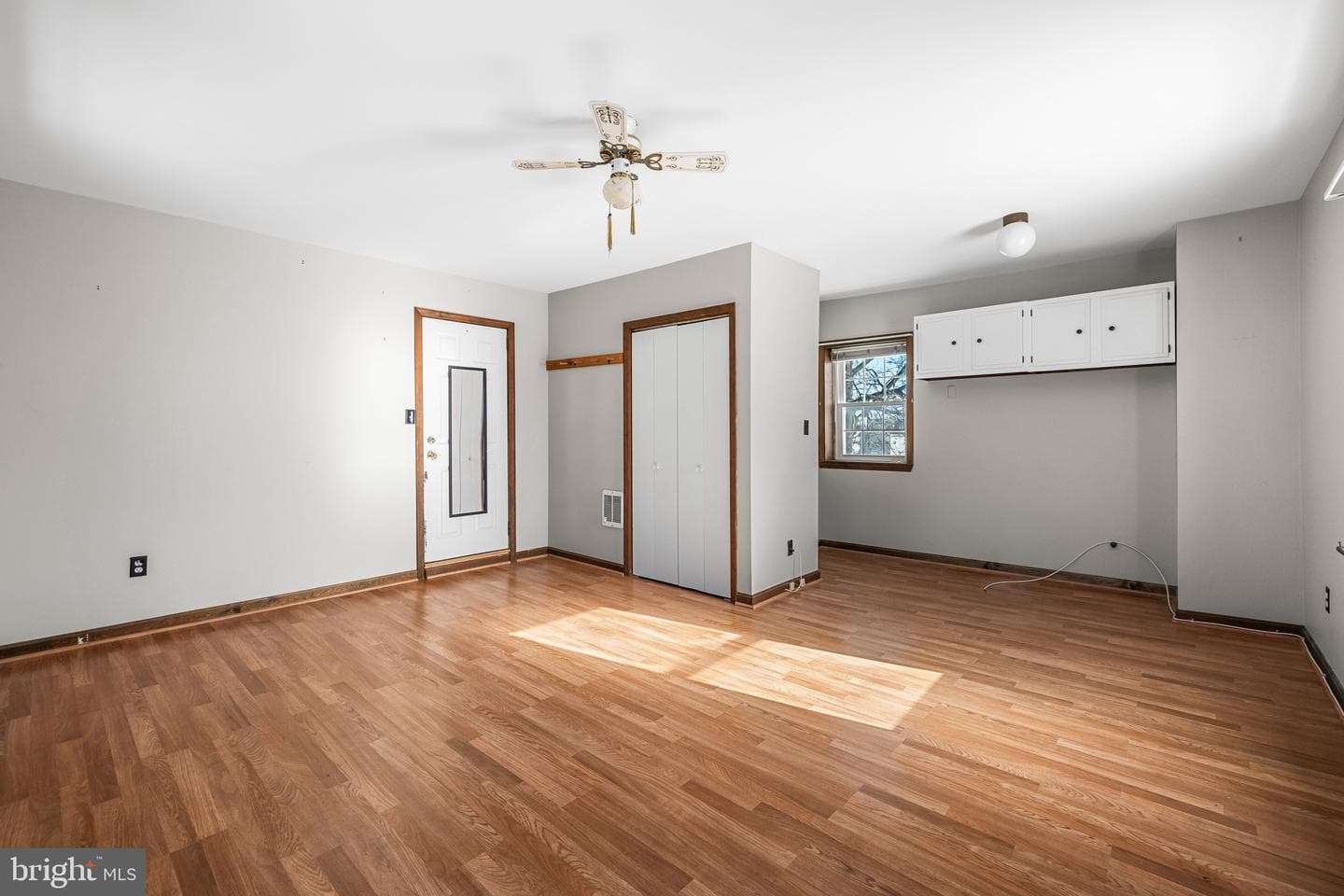 1421 N Main Street photo 33