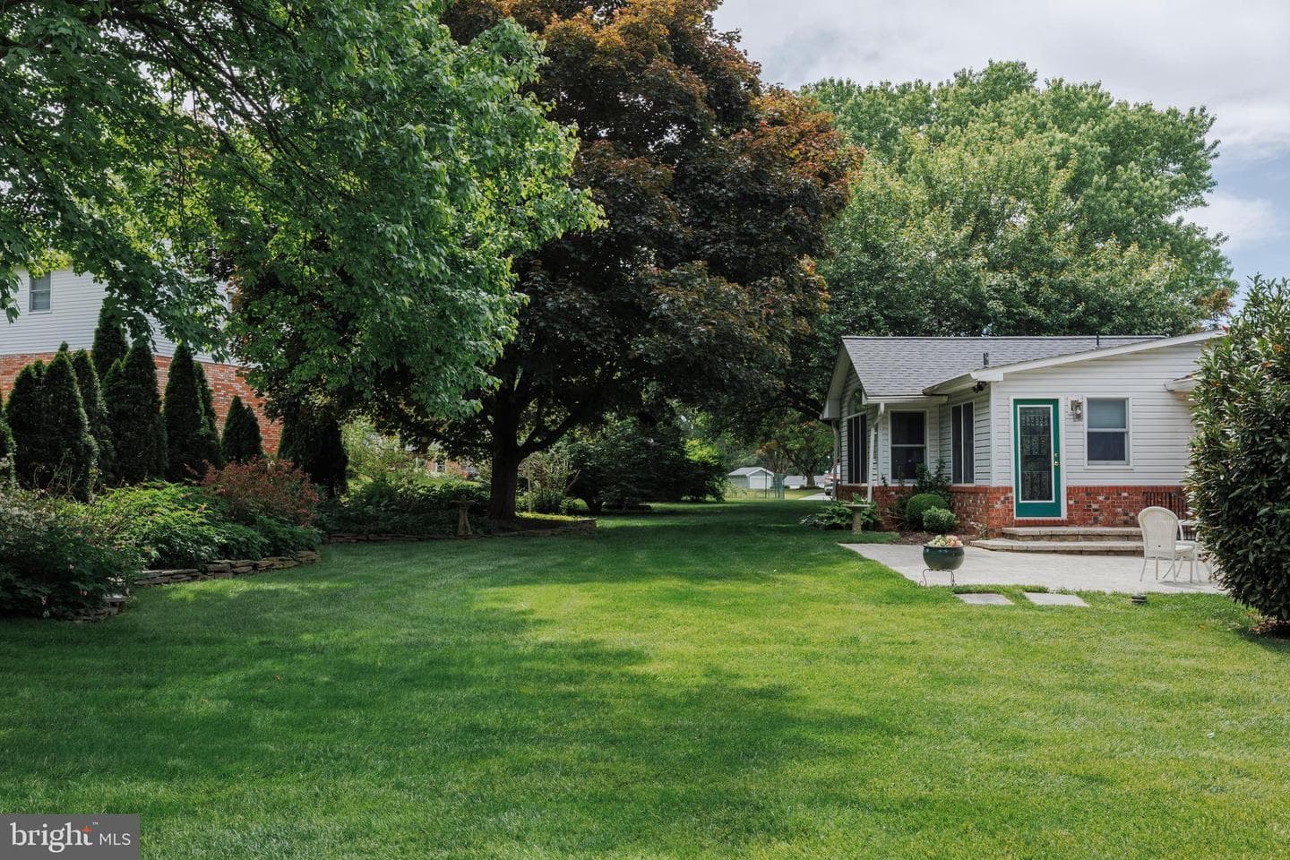 107 White Way photo 36