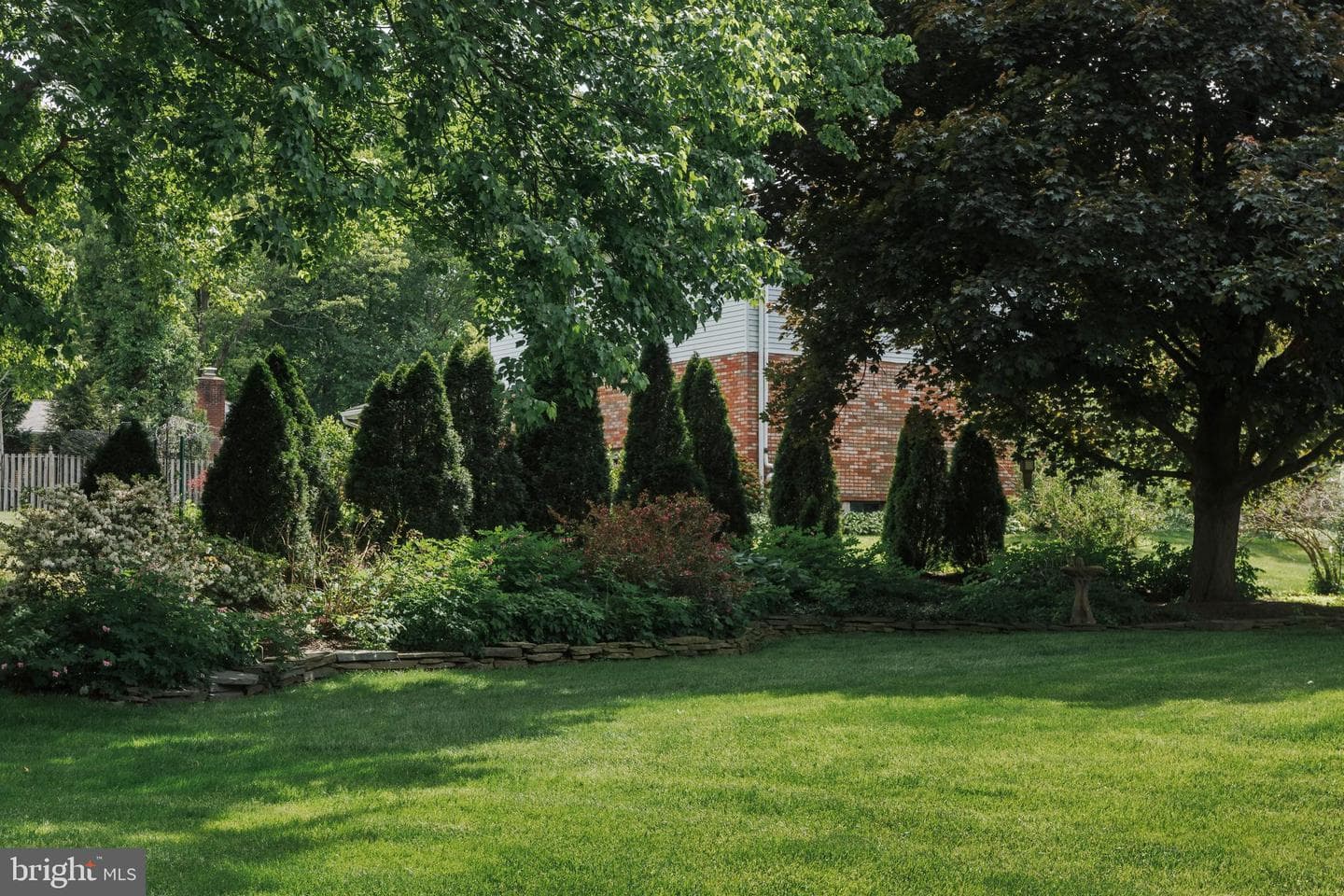107 White Way photo 37