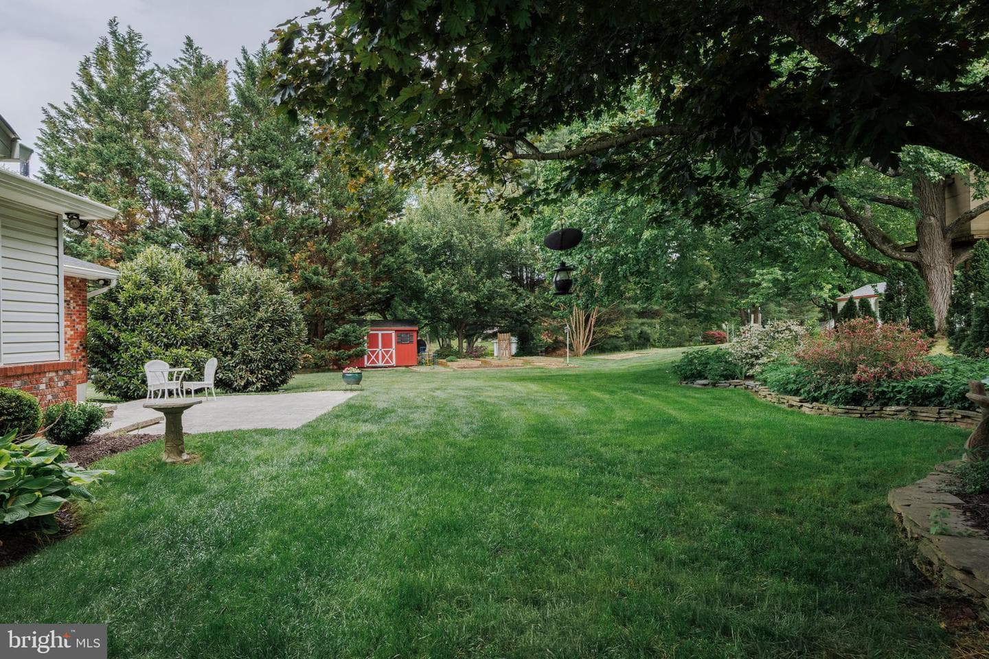 107 White Way photo 39