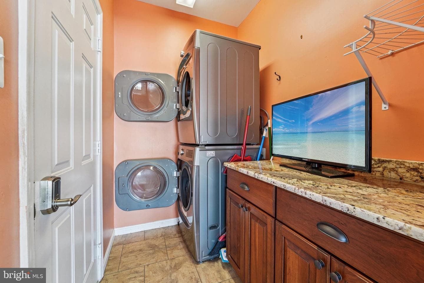 710 Bridlewreath Way photo 22