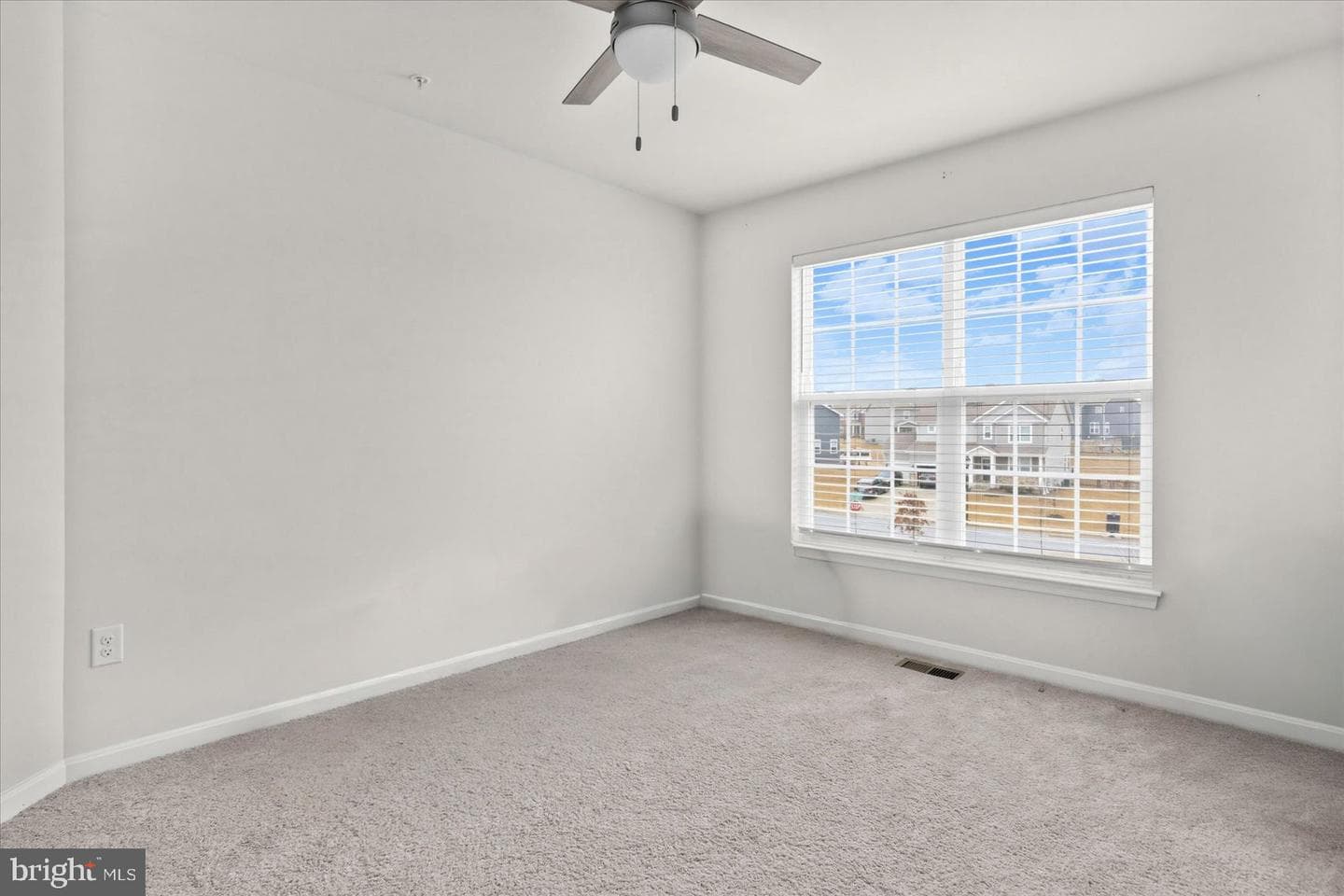 551 Spring Green Court photo 47