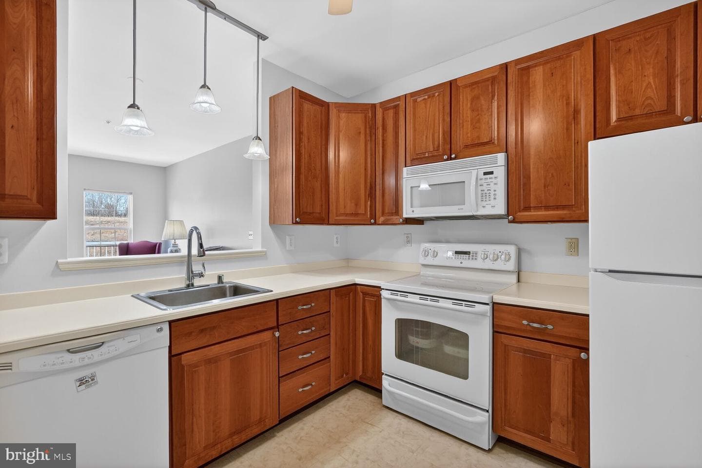 1597 Homeland Drive #3b photo 9