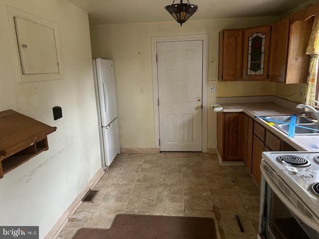 4211 S Hunter Road photo 6