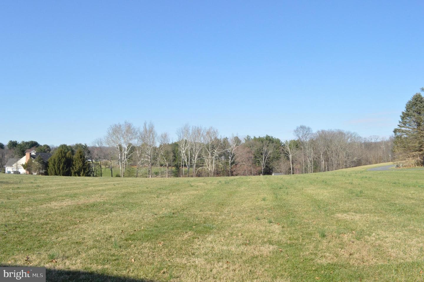 6329 Belmont Circle photo 2