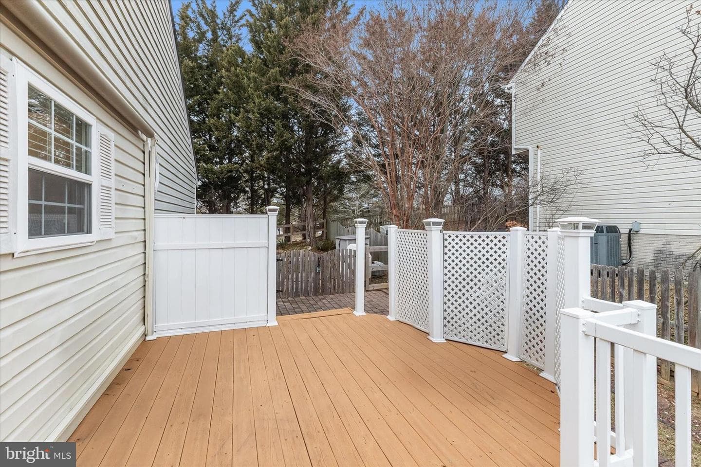 862 Elmwood Court photo 36