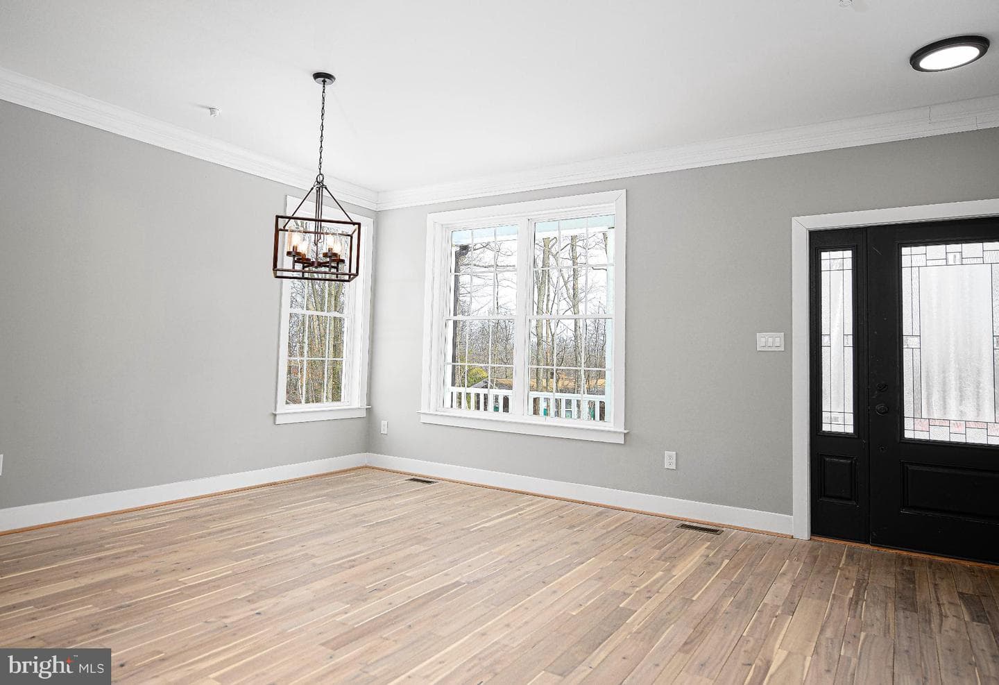 831 Deer Ridge Drive photo 12