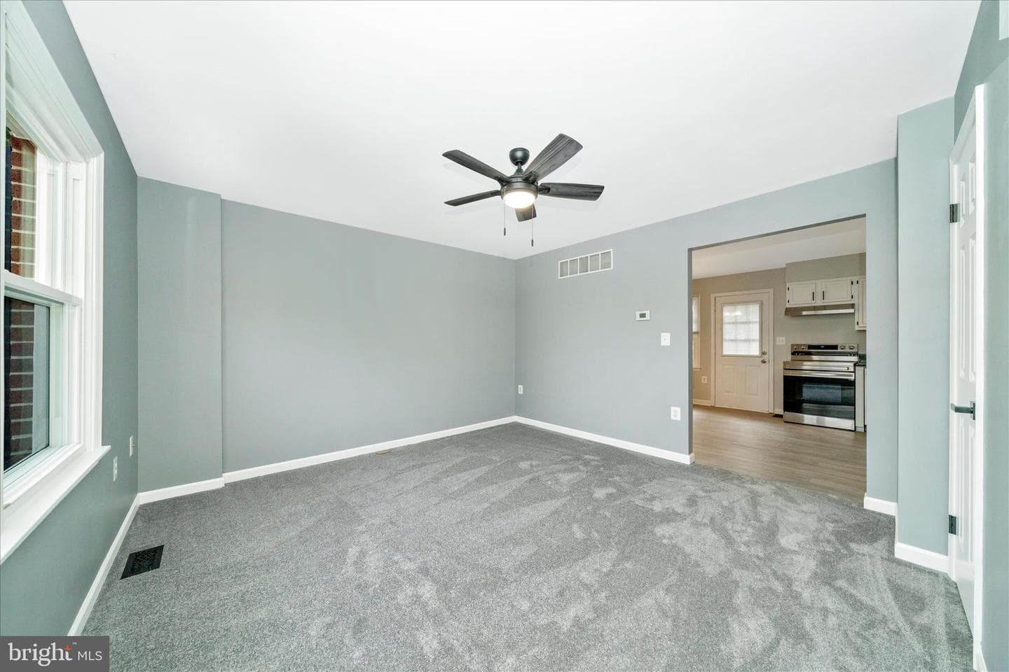 412 Windy Knoll Drive photo 11