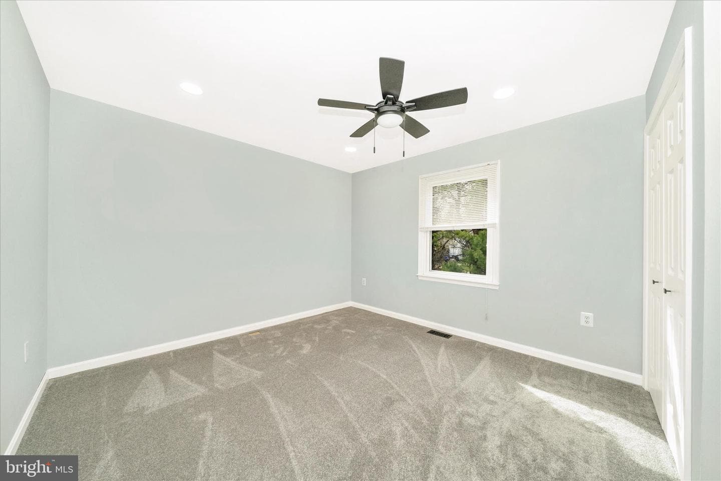 412 Windy Knoll Drive photo 63