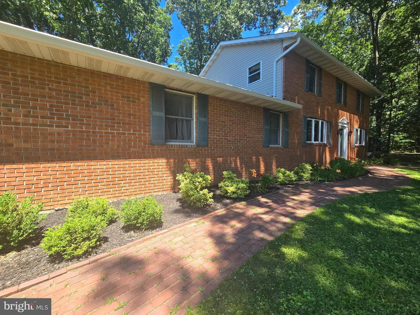6441 Woodbine Road photo 5