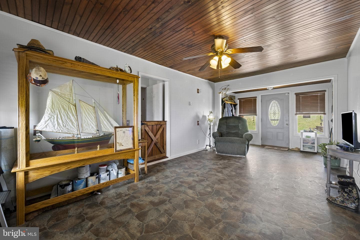 5111 Hanover Pike photo 12