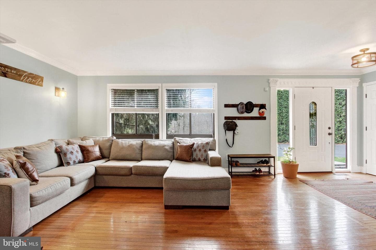 308 Winsome Drive photo 6