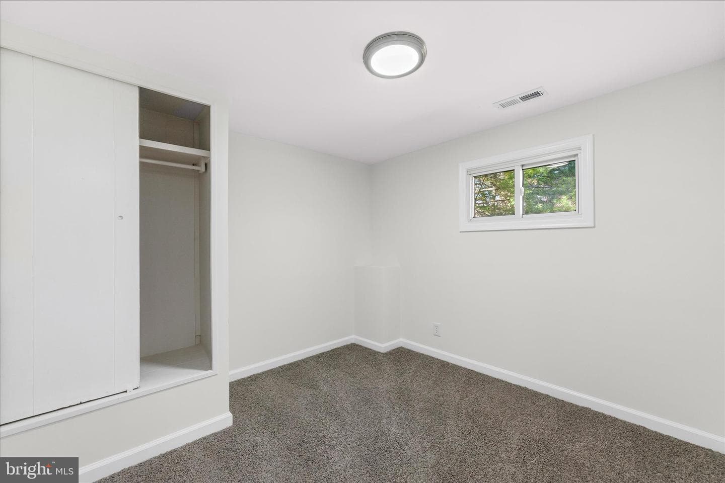 108 Franklin Avenue photo 23