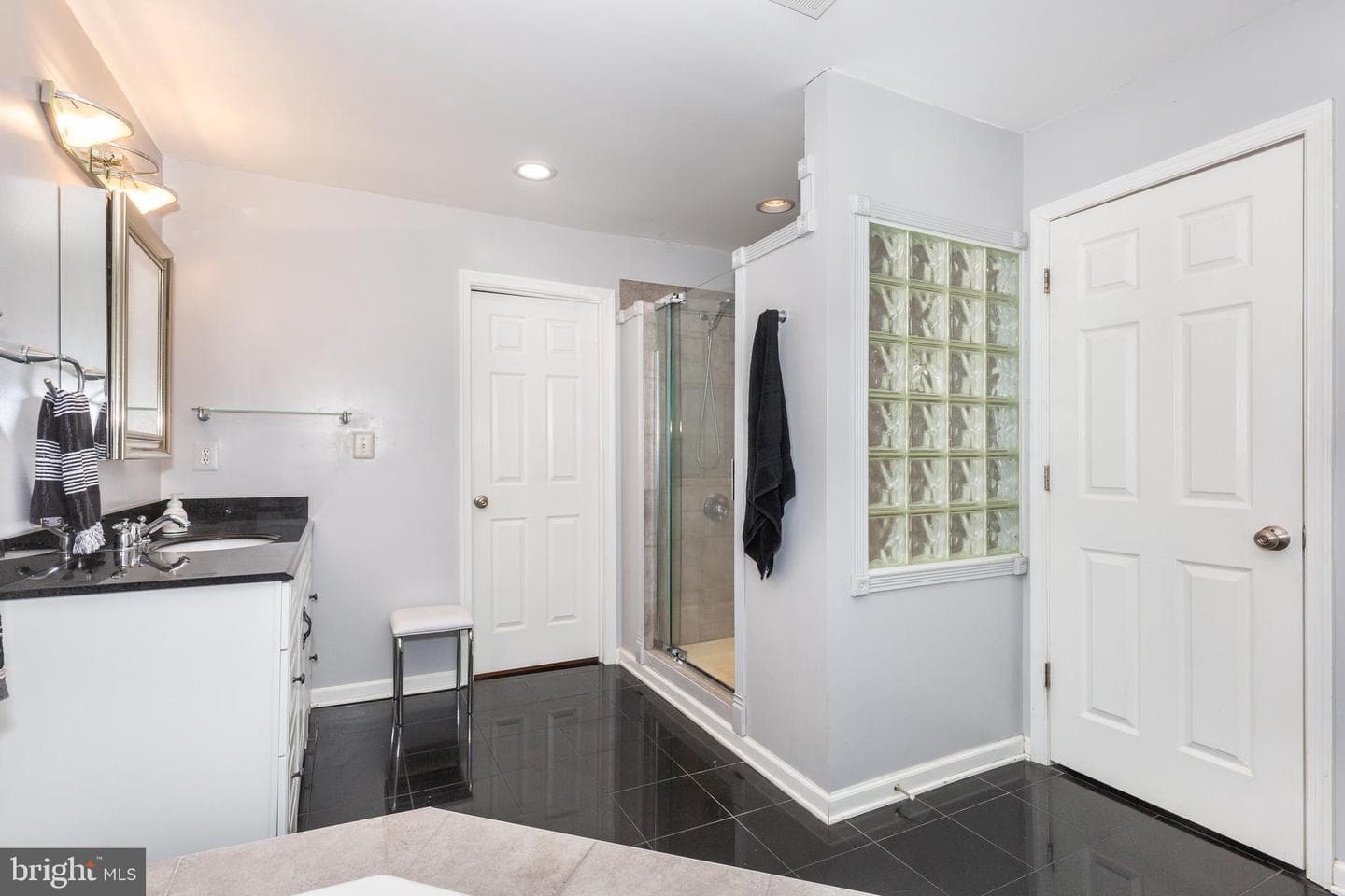 2106 Spencer Lane photo 26