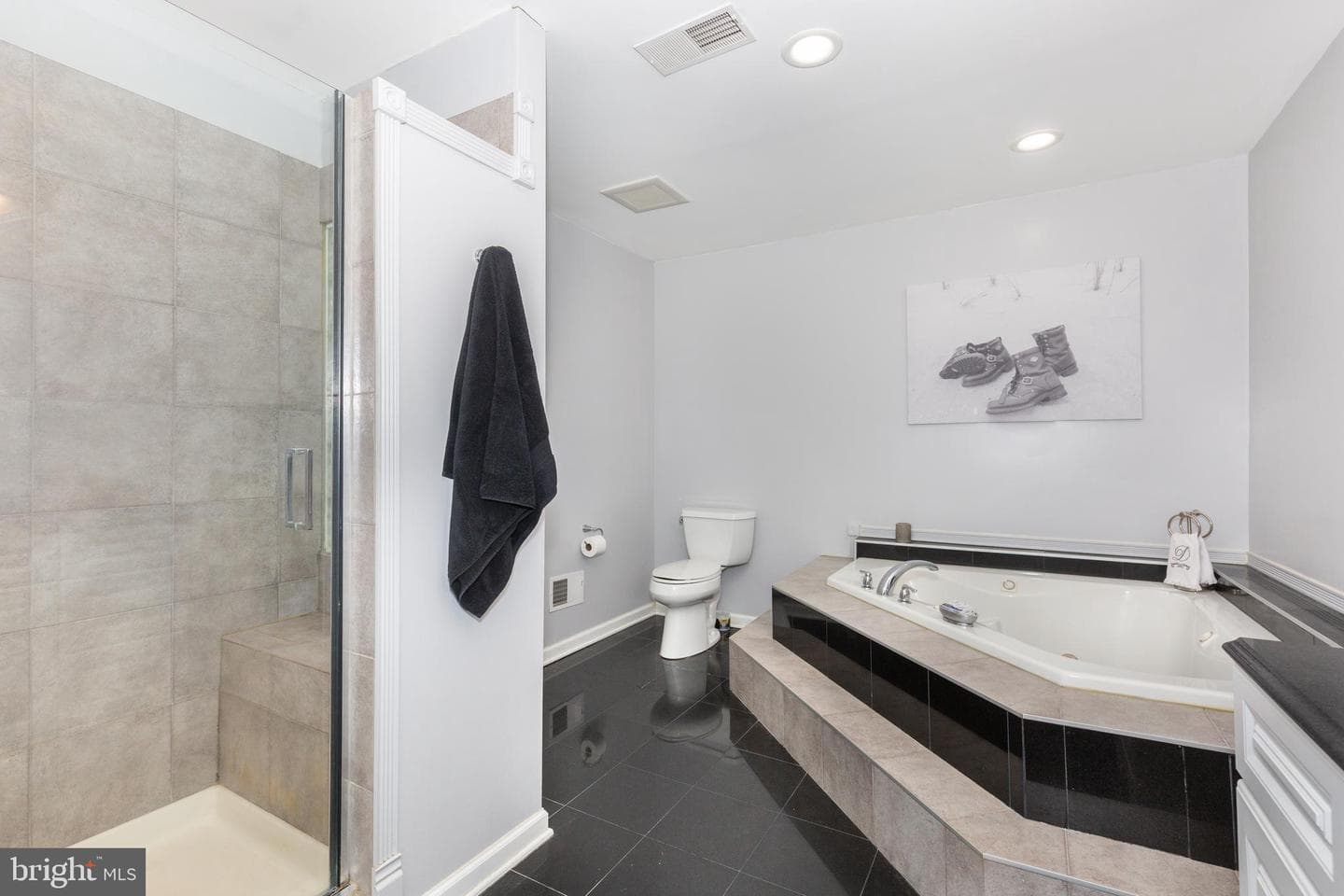 2106 Spencer Lane photo 28