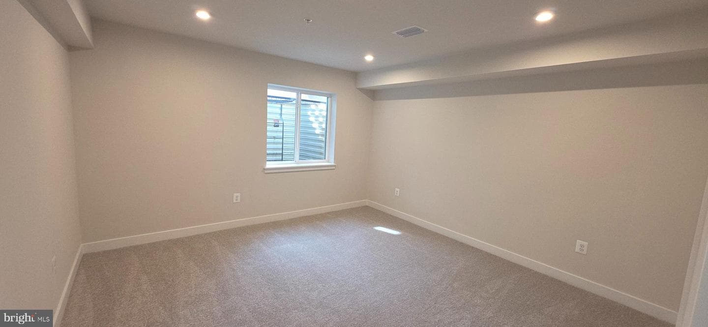 5234 Helton Drive photo 22