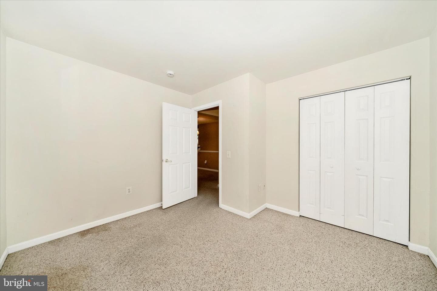 908 Roller Coaster Court photo 30