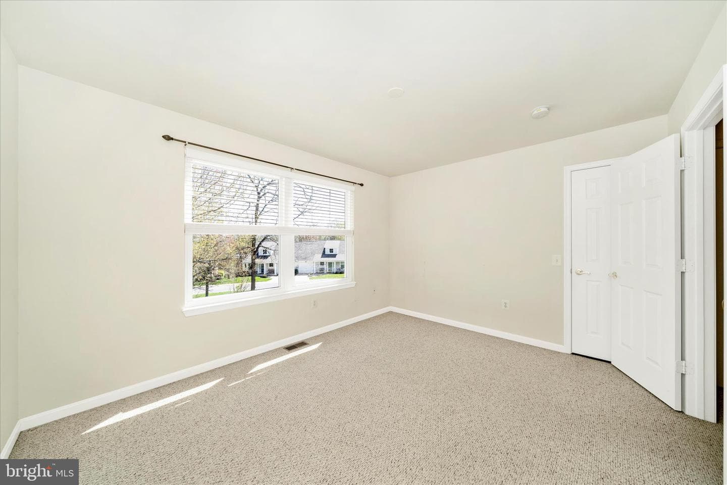 908 Roller Coaster Court photo 34