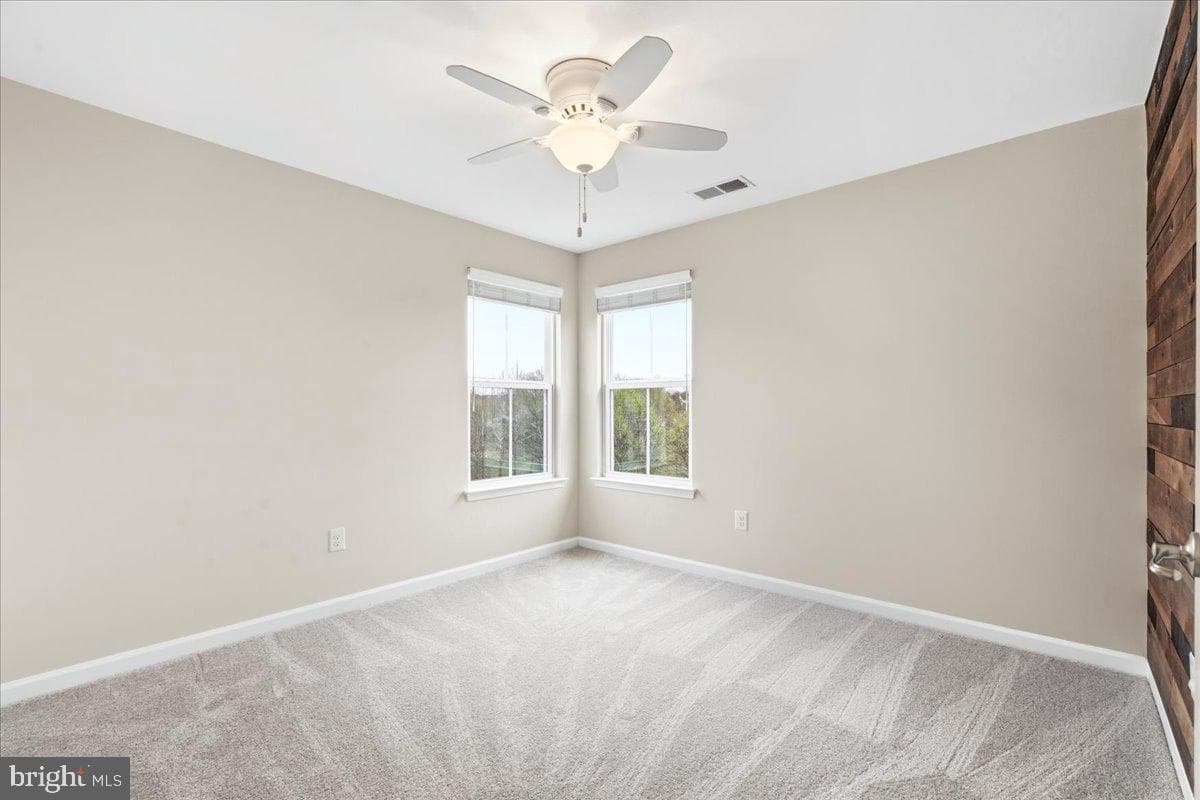873 Amherst Lane photo 44
