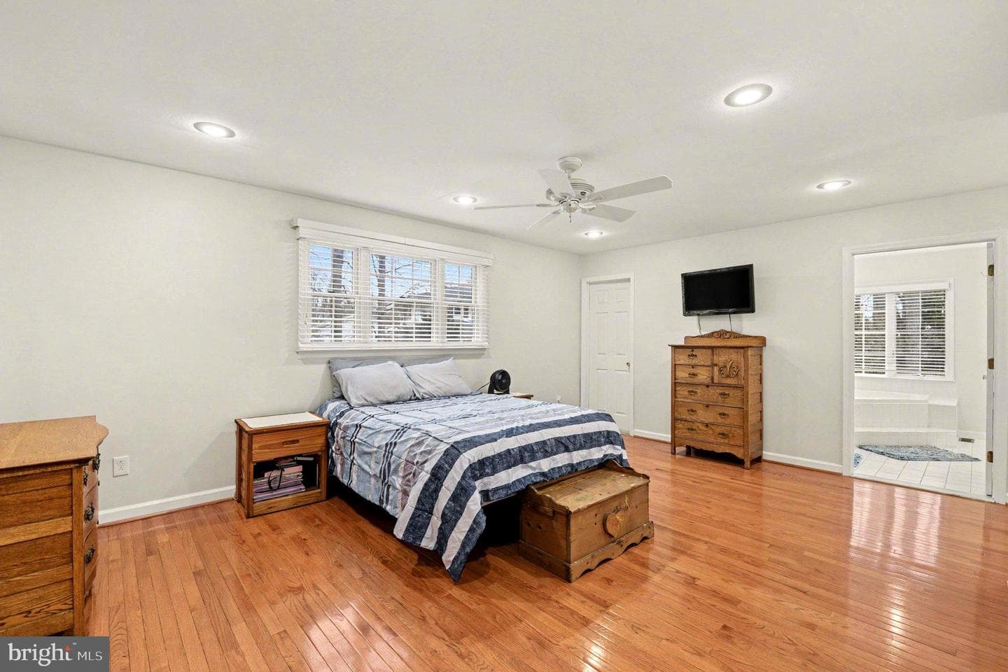2201 Cedar Hill Drive photo 14