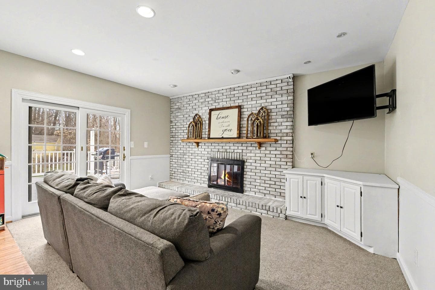2201 Cedar Hill Drive photo 4