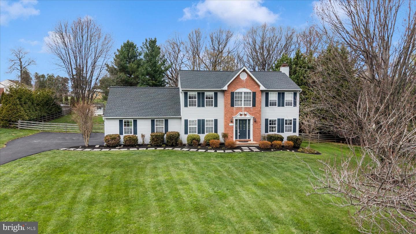 1410 Knox Court photo 2