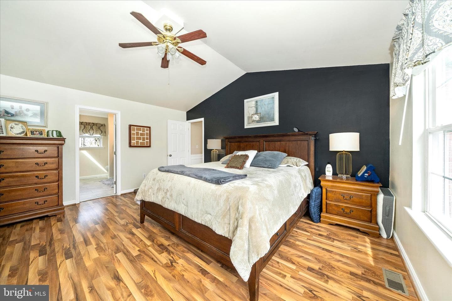 1410 Knox Court photo 32