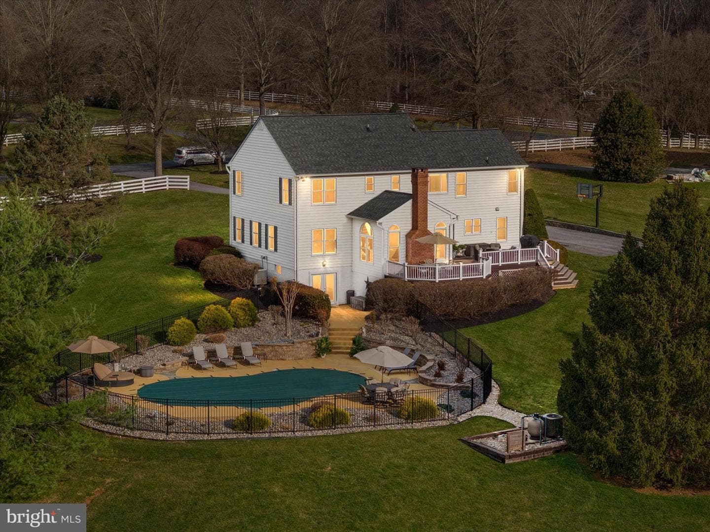 6207 Belmont Circle